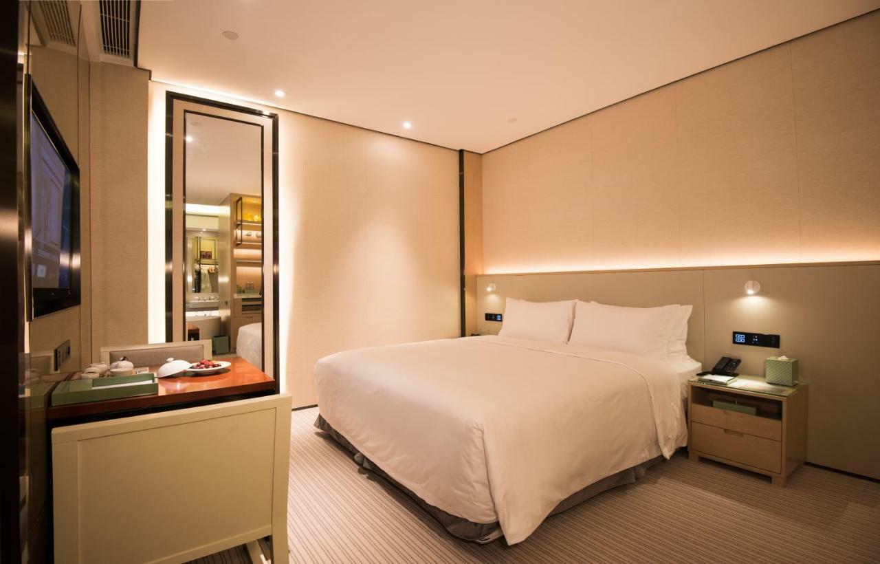 Virtuous World Hotel Foshan Exteriör bild