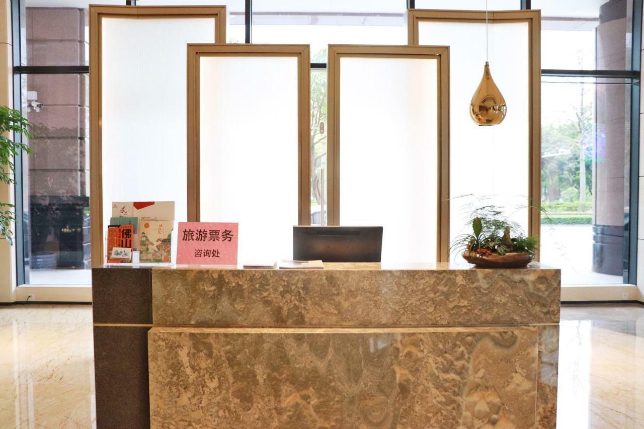 Virtuous World Hotel Foshan Exteriör bild