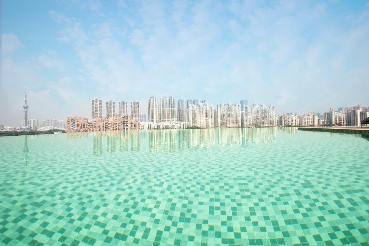 Virtuous World Hotel Foshan Exteriör bild