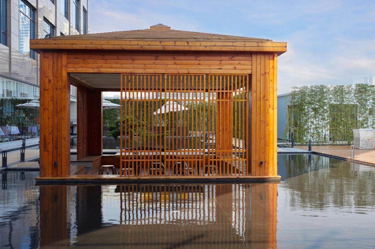 Virtuous World Hotel Foshan Exteriör bild