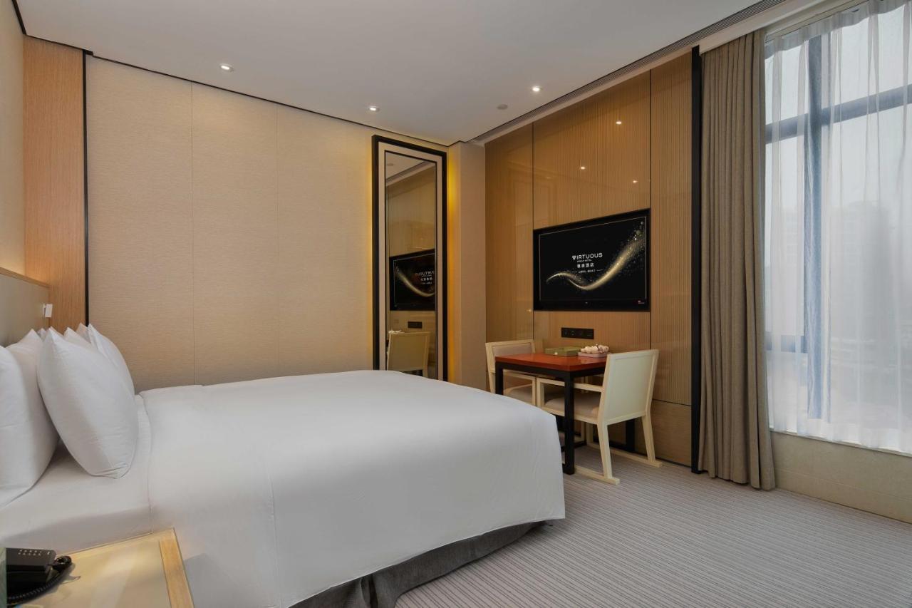 Virtuous World Hotel Foshan Exteriör bild